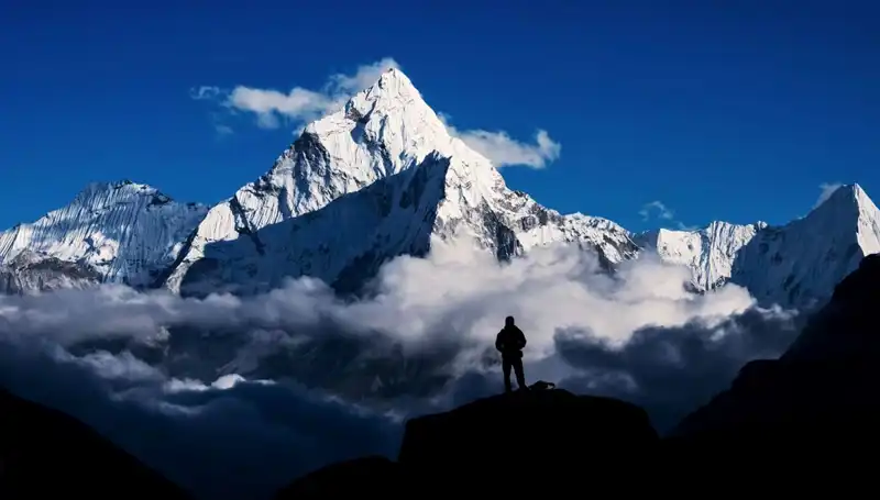 Everest Dağı'nda Devrim Niteliğinde Yeni Tırmanış Deneyimi: Başarıya Giden Yol