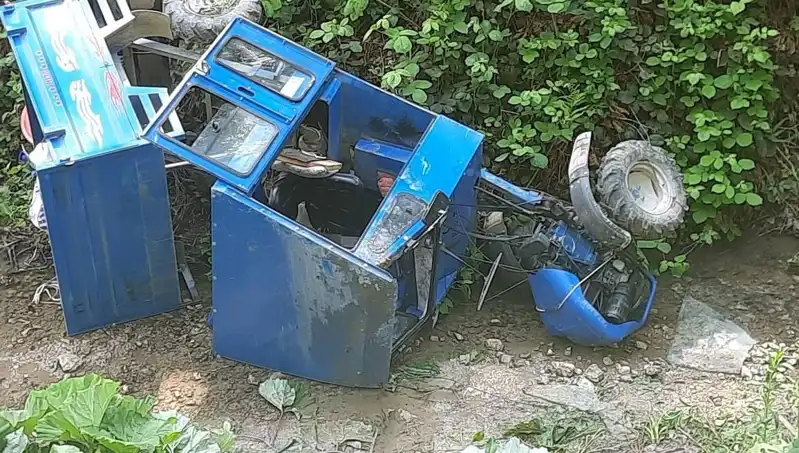 Kontrolden Çıkan Pat Pat Dereye Devrildi: Acı Olayda İki Yaralı