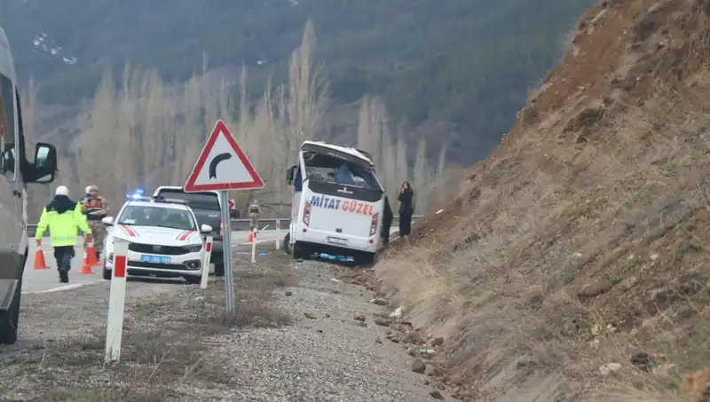 Oltu'da İşçi Servisi Kazası: Yaralı Sayısı Artıyor, Vatandaşlar Tedirgin
