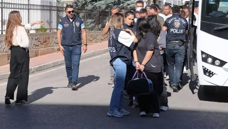 Türkiye'de 12 Milyonluk Eskort Dolandırıcılığı: 6 İlde Şok Ayrıntılar