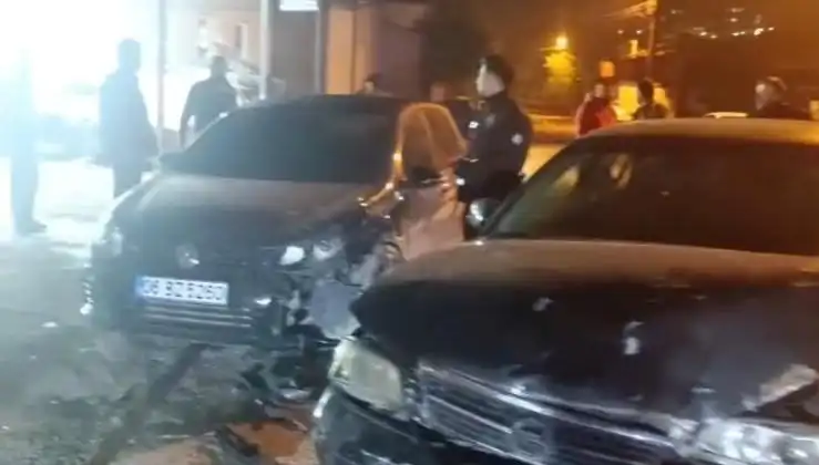 Çevirmeden kaçmak isteyen sürücüler kaza yaptı: Olayın detayları şok etti!