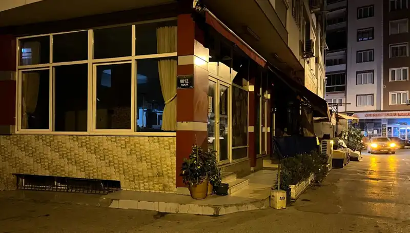 İzmir'deki Kahvehane Saldırısı: Bir Kişi Hayatını Kaybetti