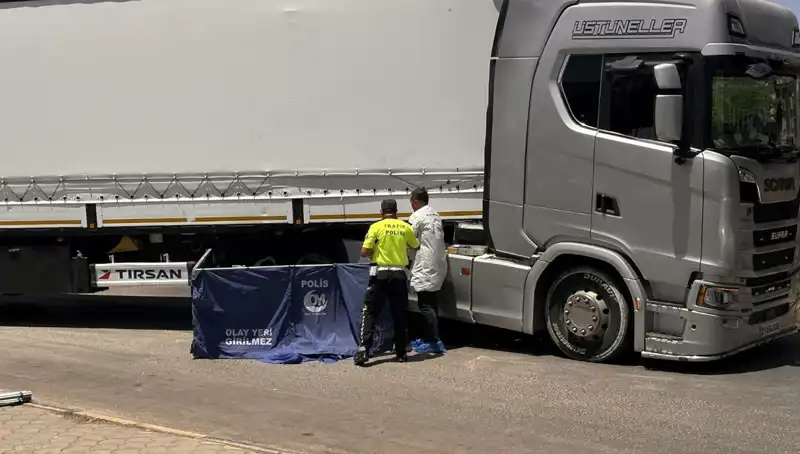 Gaziantep'te TIR Kazasında Feci Kaza: İki Hayat Son Buldu