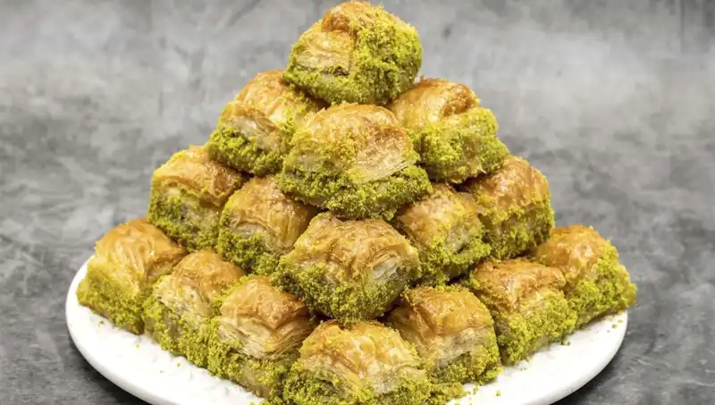 Baklavadan Bakalım: Bakteriler Sağlığımızı Tehdit Ediyor!