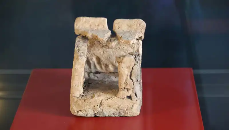 Dünyanın İlk Maket Ev Yapısı: Diyarbakır Müzesi'nde Ziyaretçilerini Bekliyor!