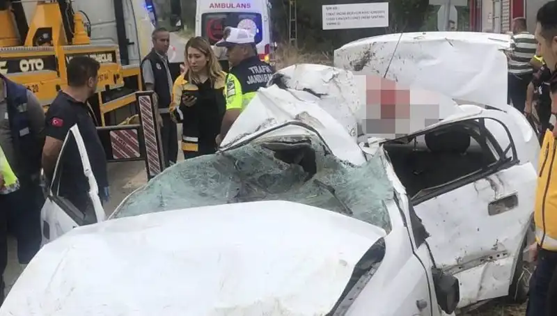 Tokat'ta Feci Kaza: Otomobil Devrildi, Sürücü Hayatını Kaybetti