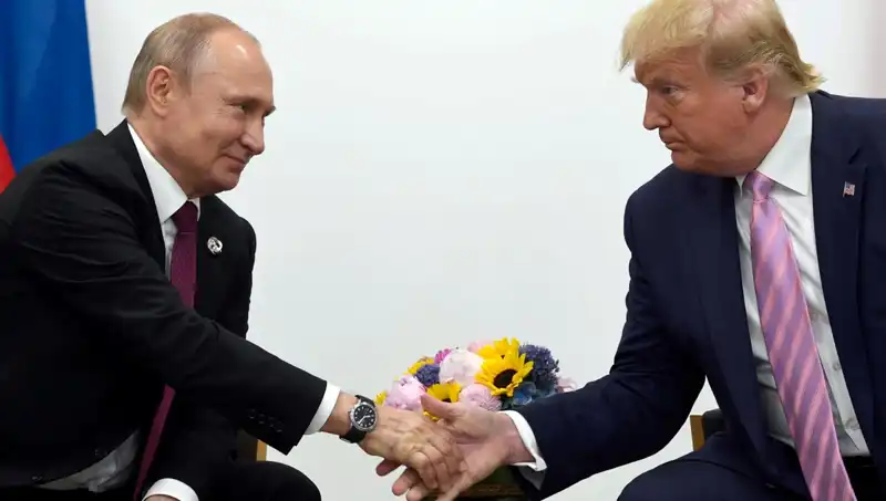 Putin ve Trump'ın Sıra Dışı Telefon Görüşmesi: Dünya Neler Bekliyor?
