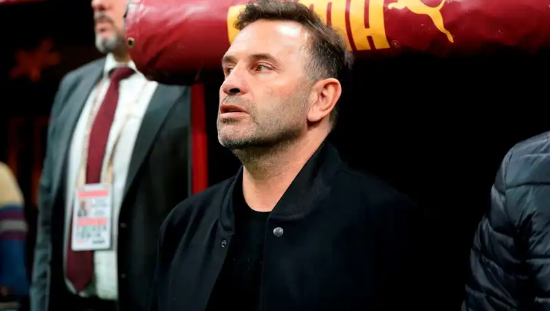 Okan Buruk’tan Galatasaray'da Şaşırtan Değişiklik: Taraftarları Ne Bekliyor?