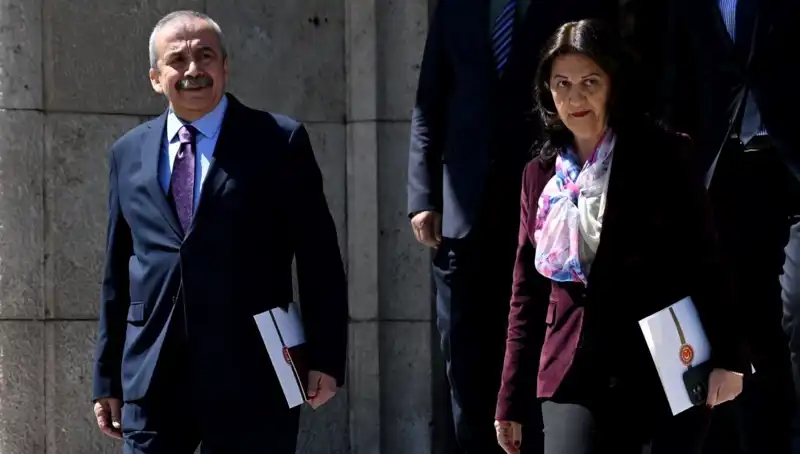 DEM Heyeti'nden Kritik Açıklama: Pervin Buldan'dan Yasal Adımlar Mesajı