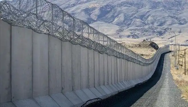 Edirne-Yunanistan Sınırında Yapılan Duvar Çalışmalarına Göç İdaresi’nden Açıklama