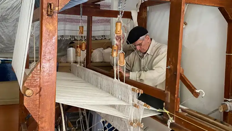 62 Yıldır Ipleri Sanata Dönüştüren Usta, Yeteneklerini Gözler Önüne Seriyor