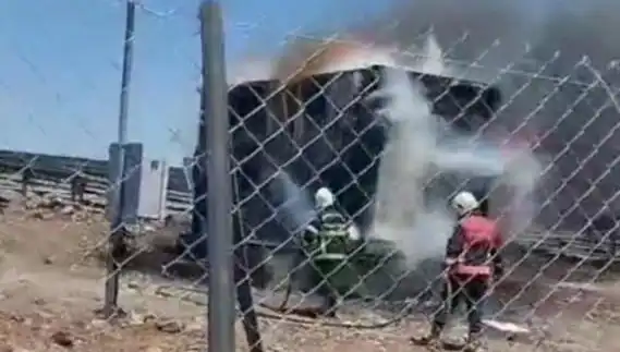 Şanlıurfa'da Yangın Paniği: Trafo Alev Alev Yandı, Kent Kısa Süreli Şok Yaşadı
