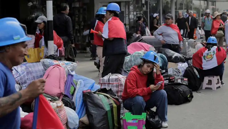 Peru'da Madencilerin Sokaktaki Mücadelesi: İsyan ve Umut