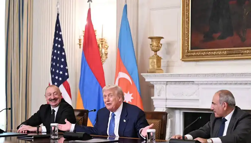 Aliyev'den Ermenistan'a Kritik Anayasa Çağrısı: Zaman Kaybetmeyelim!