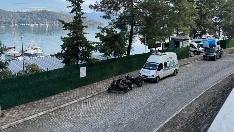 Fethiye Açıklarında Düzensiz Göçmenleri Taşıyan Bot Kaza Yaptı