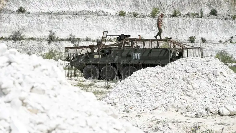Ukrayna, ABD'li Yetkilileri Mühimmat Sorununu Görüşmeye Davet Etti