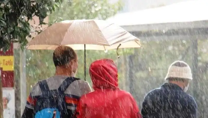 Aydın'da Sağanak Yağış Uyarısı: Meteoroloji'den Kritik Açıklama Geldi!
