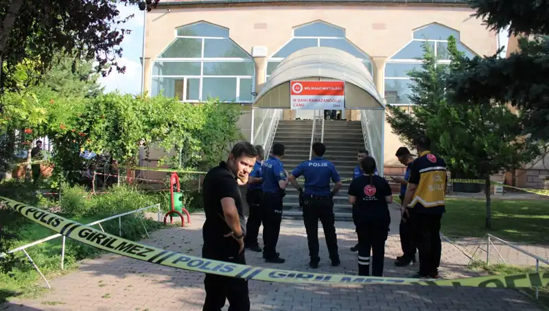 Namaz Kılarken Acımasızca Öldürülen Genç, Toplumu Şaşkına Çevirdi