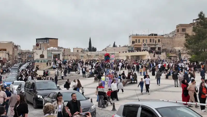 Mardin Ramazan Bayramı’nda Tarihi ve Kültürel Zenginliklerle Dolu Turist Akınına Uğradı