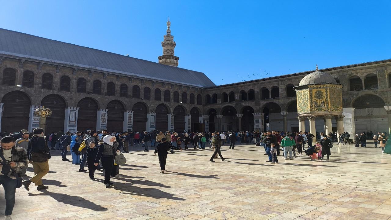 Emevi Camii İmamı: Cumhurbaşkanı Erdoğan'ın Yardım Elini Hepimiz Gördük