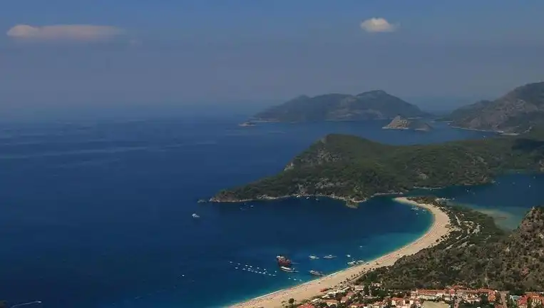 Atina'da Deniz Planlaması Tartışmaları: İddialar ve Tepkiler Artıyor