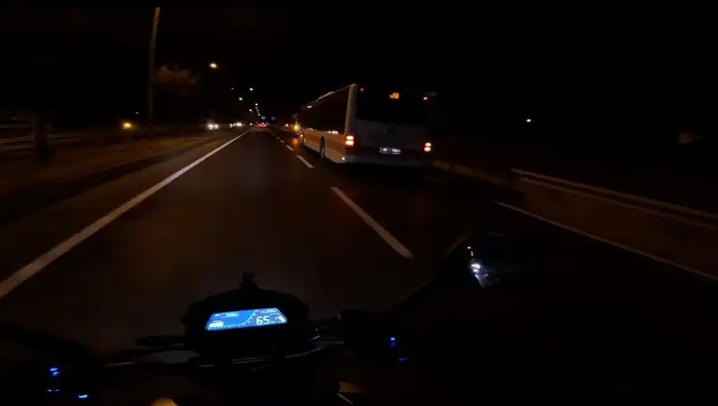 Otobüs Kazasında 41 Yaşındaki Vatandaş Ağır Yaralandı: Olayın Detayları