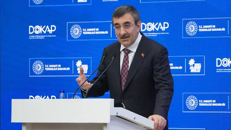 Cevdet Yılmaz'dan Ekonomi Açıklamaları: Enflasyonu Düşürmek En Önemli Hedefimiz