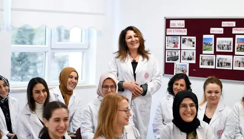 Ücretli Öğretmenlik Başvuruları Başladı! MEB Duyurusunu Kaçırmayın