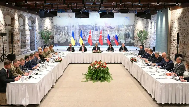 İstanbul’da Barış Zirvesi: Rus Heyeti Türkiye’ye Gelerek Diplomasiyi Güçlendiriyor