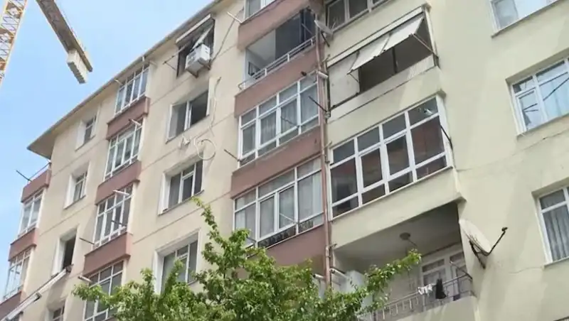 İstanbul'da Patlayan Kolonlar, 96 Dairelik Siteye Tahliye Kararı