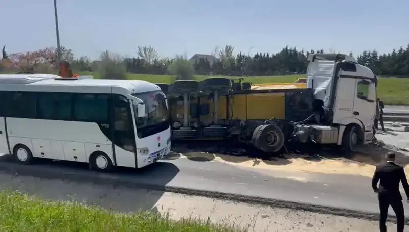 Büyükçekmece TEM Otoyolu’nda Kaza: 3 Saat Trafik Durdu, Kilometrelerce Kuyruk Oluştu