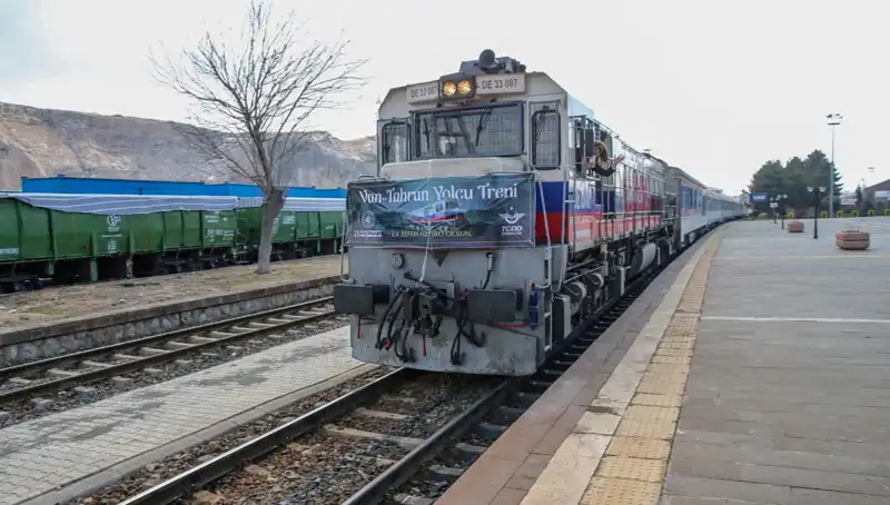 Van-Tahran Tren Seferleri Başladı: Sınırları Aşan Yeni Bir Ulaşım Dönemi