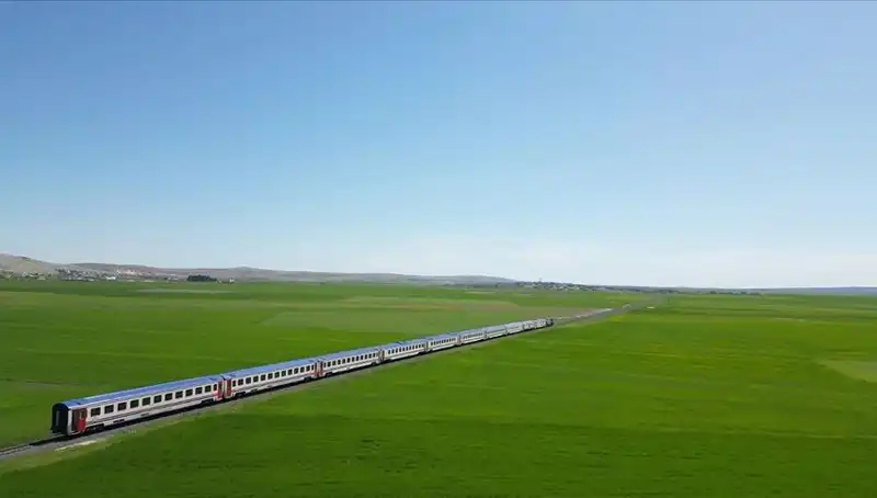 Diyarbakır Ekspresi: İlk Durağı Malatya ile Keyifli Bir Yolculuğa Çıkıyor!