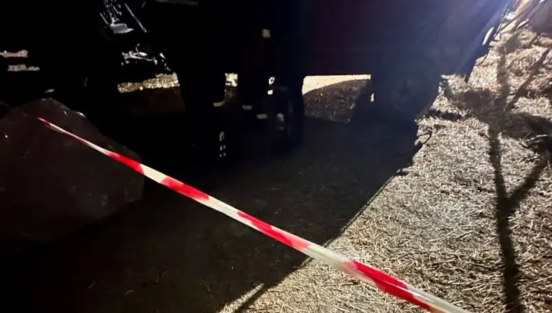 İzmir'de Şok Olay: Yem Karma Makinesinde Yaşamını Yitiren Tarım İşçisi
