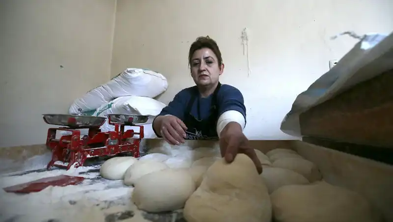 Ekmek Teknesini Yeniden Faaliyete Geçirdi: Fırıncılık Hatıralarıyla Usta Oldu