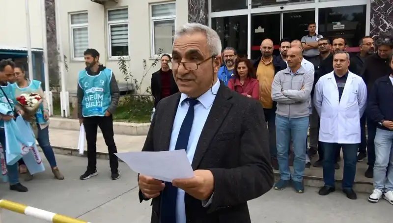 Antalya'da Doktora Yapılan Saldırı Sonrası Sağlık Çalışanları Grev İlan Etti!