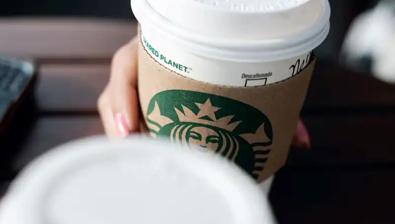 Starbucks’ın 50 Milyon Dolarlık Kahve Davası: Tazminat Rekoru!