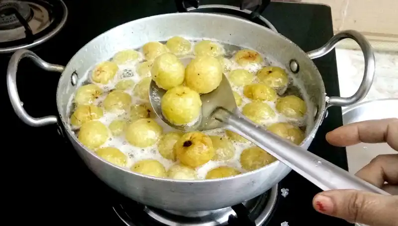 C Vitamini Sentezini Artırmanın Yolu: Aç Karnına Bir Bardak Yeter