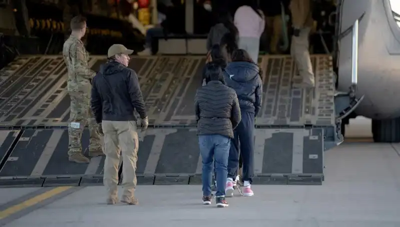 Kosova, ABD'den Sınır Dışı Edilen Göçmenleri Kabul Etmeye Hazırlanıyor