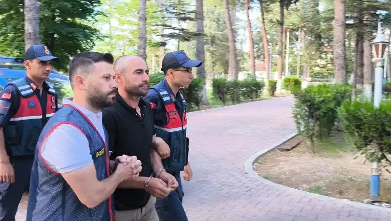140 Kez Hırsızlık Yapan Çeteye Şok Baskın: 4 Şüpheliden Biri Tutuklandı
