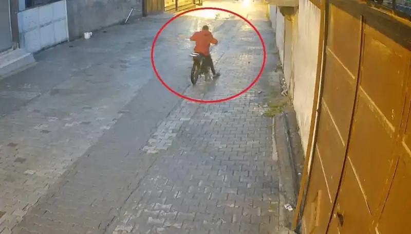 Çaldığı Motosiklet Arızalansa da Hırsızlık Planı İptal Olmadı!