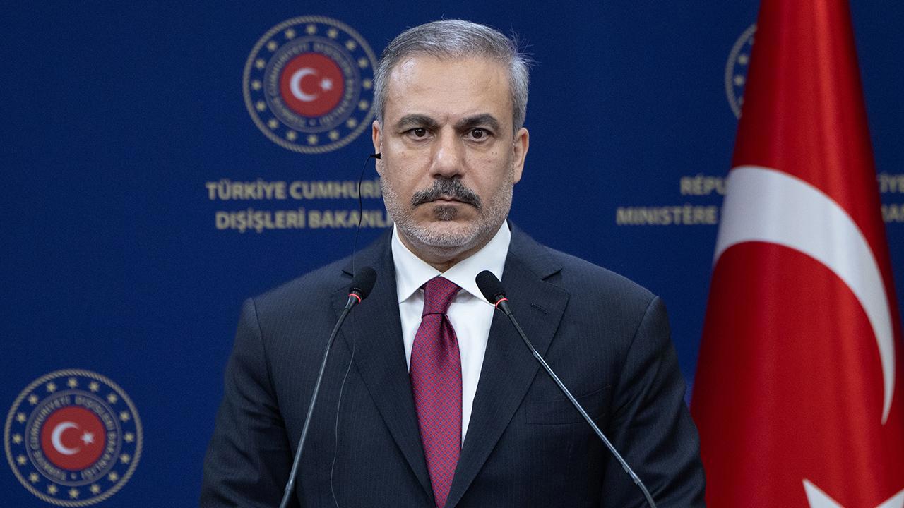 Bakan Fidan: YPG'ye yeni yönetim veya operasyon yapabiliriz