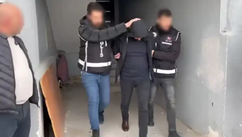 Dört İlde Yüzlerce Polisi Harekete Geçiren Çete Operasyonu Gerçekleşti
