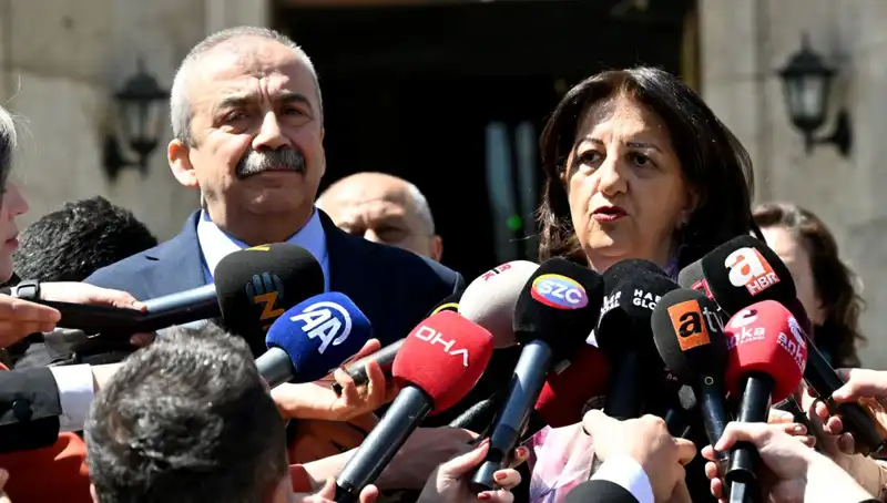 Sırrı Süreyya Önder: Hayatı, Hastalığı ve Mücadelesi