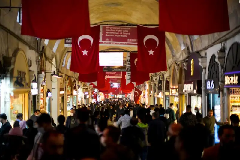 Kapalıçarşı'da Gerilim Dolu Anlar: 100 Milyon Liralık Vurgun Ortaya Çıktı