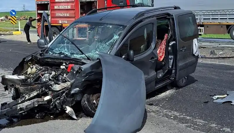 Ankara Yolu’nda Meydana Gelen Kazada Üç Kişi Yaralandı