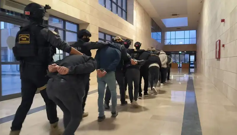 DAEŞ'e Yönelik Dev Operasyon: 298 Şüpheli 47 İlde Yakalandı