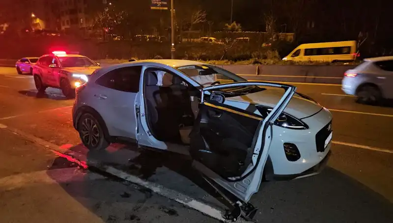 Bayrampaşa'da Zincirleme Trafik Kazası: İki Kişi Hayatını Kaybetti, Dört Kişi Yaralandı