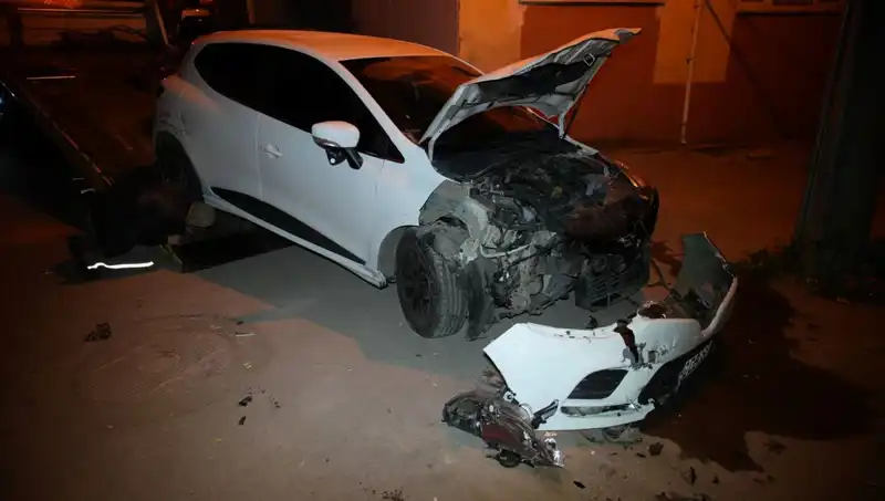 Alkollü Sürücü Dehşeti: 5 Araç Çarptı, İhitalar Devam Ediyor!