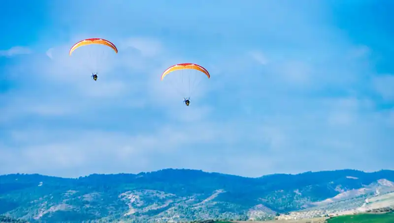 ABD'de Parasut Eğitimi: İki Polonya Askerinin Trajik Ölümü